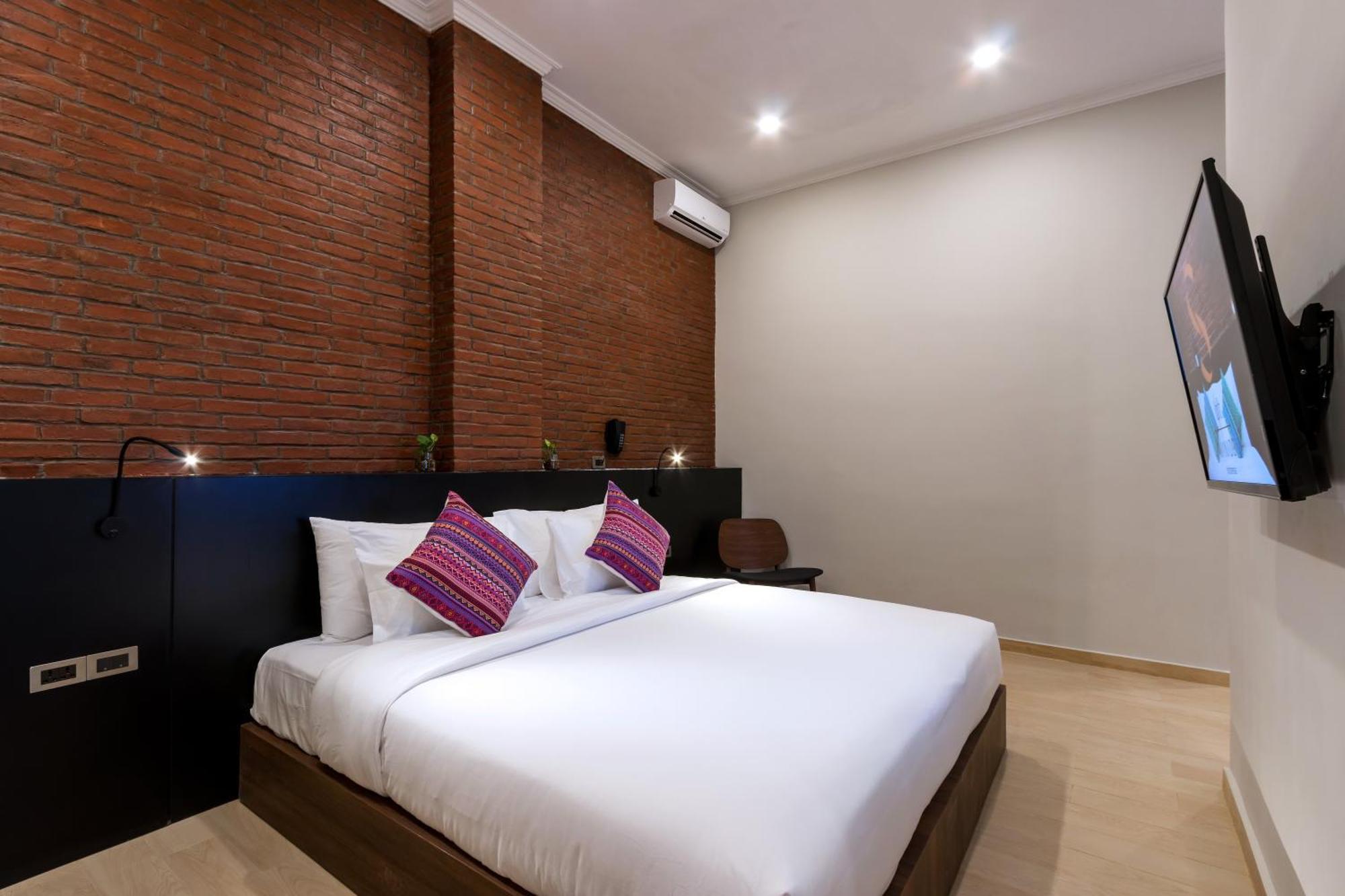 S Loft Manado Hotell Eksteriør bilde